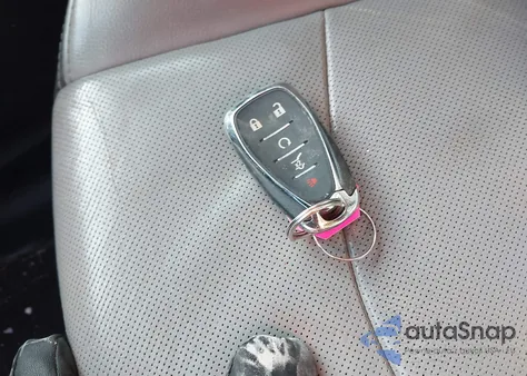 2018 Chevrolet Equinox Premier z USA, uszkodzony, nr VIN 3GNAXWEX7JS507083